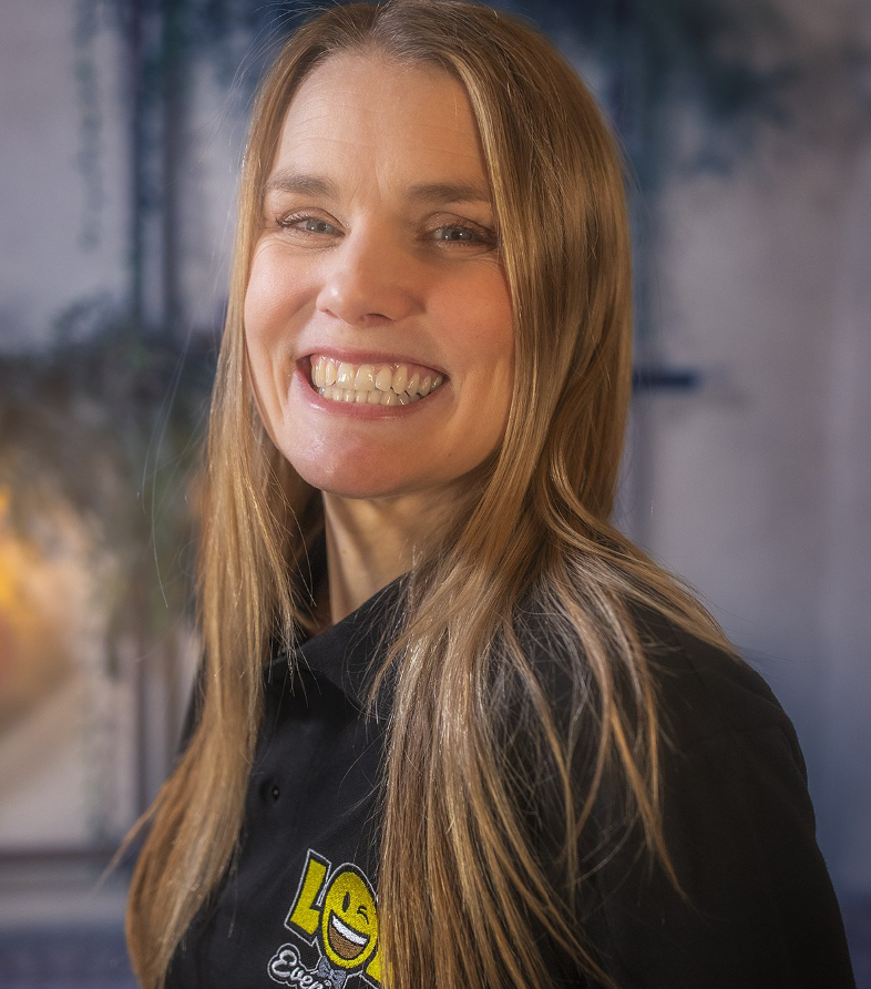 Laurine Fertat Dapsence, photographe, vidéaste et comédienne chez LoL Événements