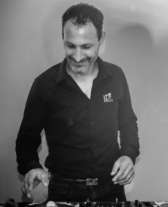 Mickael DJ animateur mariage Loiret 45 – DJ professionnel LoL Événements