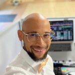 DJ Thierry 95 en pleine animation musicale lors d’une soirée en Île-de-France