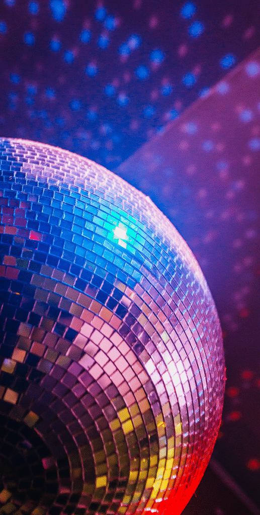 Prêt à faire la fête : Contactez LOL Événements